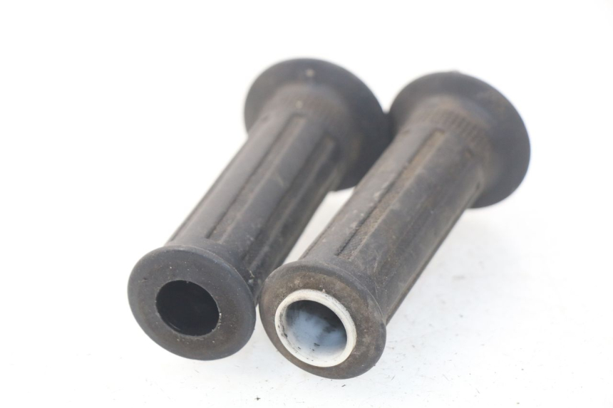 photo de ACELERADOR SUZUKI UC EPICURO 125 (1999 - 2003) - Zoom estado de uso