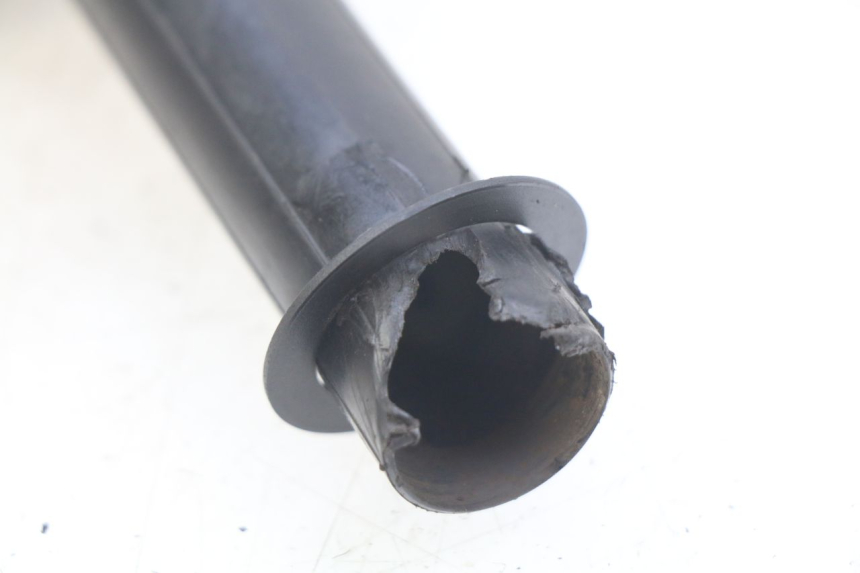 photo de PUñO DEL ACELERADOR PIAGGIO VESPA S 2T 50 (2007 - 2014) - Detalle de la pieza