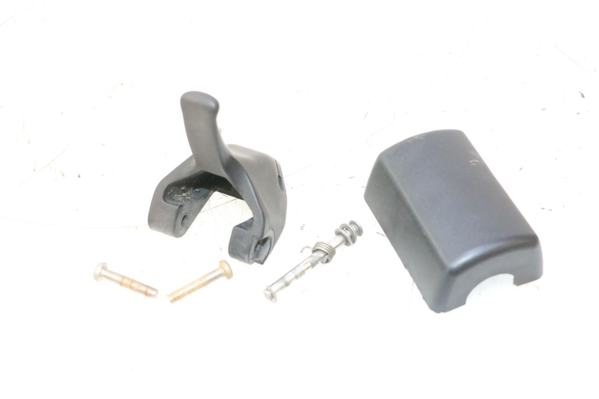 photo de ACELERADOR YAMAHA WAVE RUNNER GP R 1200 (2000 - 2003) - Detalle de la pieza