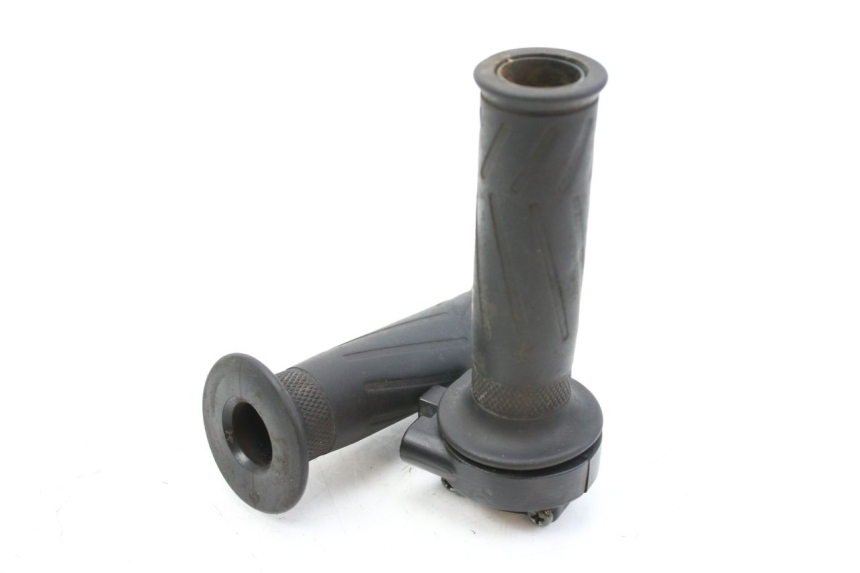 photo de PUñO DEL ACELERADOR YAMAHA XMAX X-MAX 125 (2006 - 2009) - Vista principal