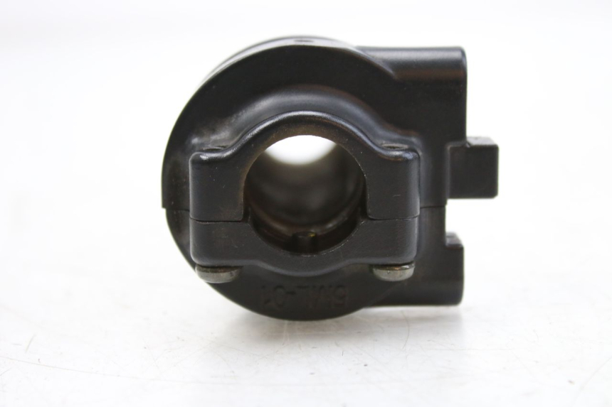 photo de PUñO DEL ACELERADOR YAMAHA XMAX X-MAX 125 (2006 - 2009) - Otra perspectiva