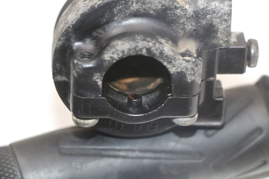 photo de PUñO DEL ACELERADOR YAMAHA X-MAX XMAX 250 (2006 - 2009) - Otra perspectiva