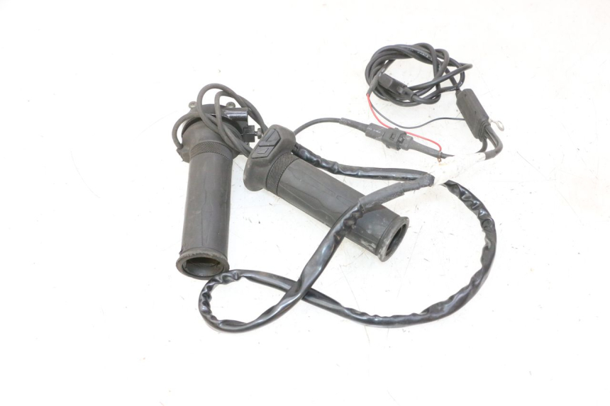 photo de PUñO DEL ACELERADOR YAMAHA XMAX X-MAX 125 (2006 - 2009) - Detalle de la pieza