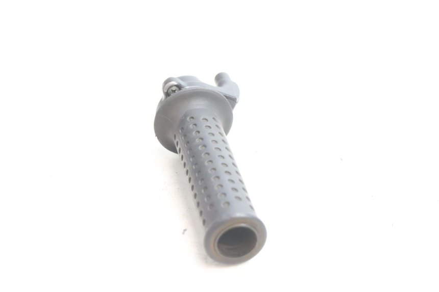 photo de ACELERADOR PIAGGIO X8 STREET 125 (2006 - 2007) - Primer plano técnico