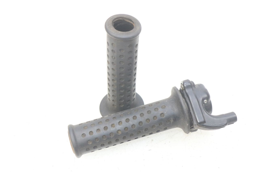 photo de PUñO DEL ACELERADOR PIAGGIO X9 EVOLUTION 250 (2003 - 2007) - Vista principal