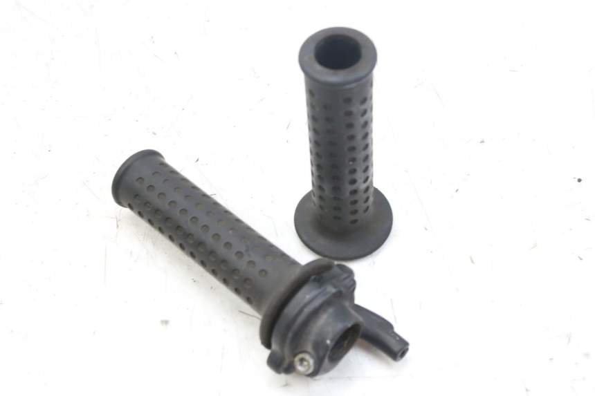 photo de PUñO DEL ACELERADOR PIAGGIO X9 EVOLUTION 125 (2003 - 2007) - Detalle de la pieza