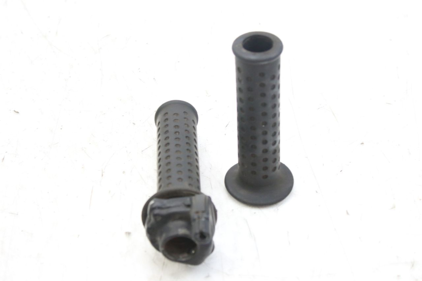 photo de PUñO DEL ACELERADOR PIAGGIO X9 EVOLUTION 125 (2003 - 2007) - Otra perspectiva