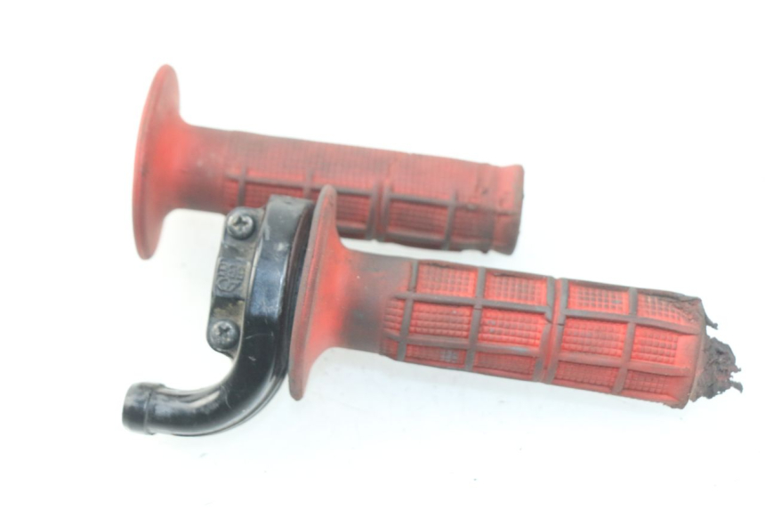 photo de ACELERADOR YAMAHA YZ-F YZF 250 (2014 - 2018) - Detalle de la pieza