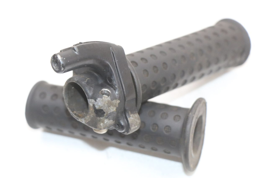 photo de MANGO DEL ACELERADOR PIAGGIO ZIP 2T 50 (2009 - 2019) - Primer plano técnico