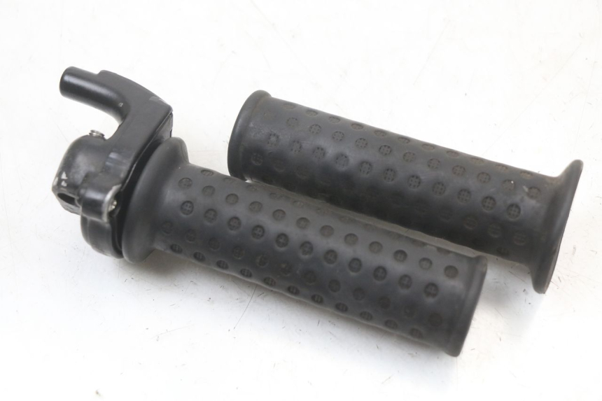 photo de MANGO DEL ACELERADOR PIAGGIO ZIP 2T 50 (2009 - 2019) - Zoom estado de uso