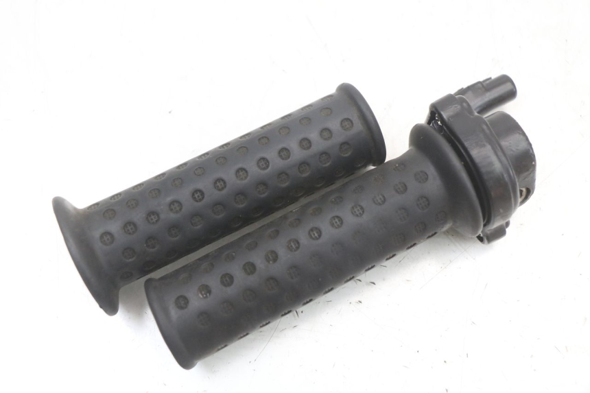 photo de MANGO DEL ACELERADOR PIAGGIO ZIP 2T 50 (2009 - 2019) - Otra perspectiva