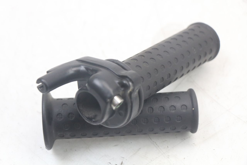 photo de MANGO DEL ACELERADOR PIAGGIO ZIP 2T 50 (2009 - 2019) - Otra perspectiva