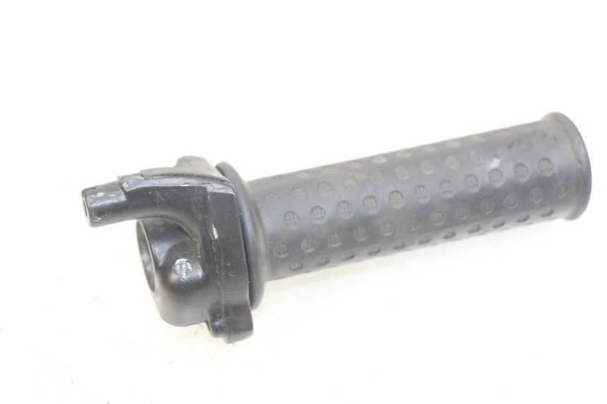 photo de PUñO DEL ACELERADOR PIAGGIO ZIP 4T 50 (2018 - 2020) - Zoom estado de uso