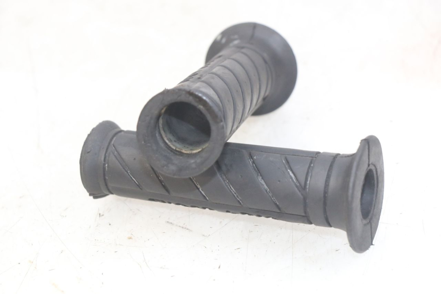 photo de PUñO DEL ACELERADOR KAWASAKI ZX-6R ZX6R 600 (1995 - 1997) - Detalle de la pieza