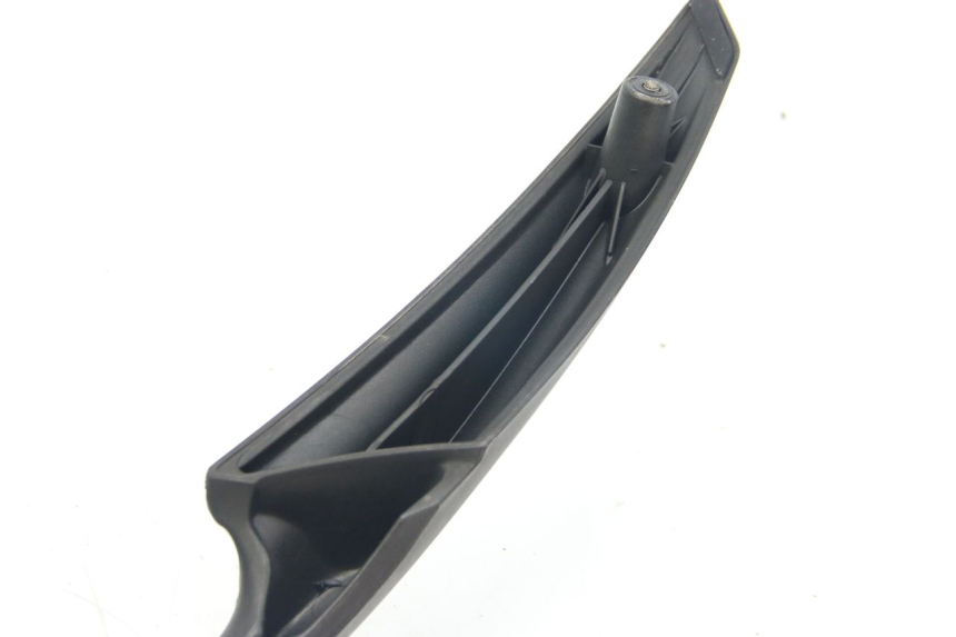 photo de MANILLAR TRASERO APRILIA ATLANTIC 500 (2002 - 2003) - Primer plano técnico