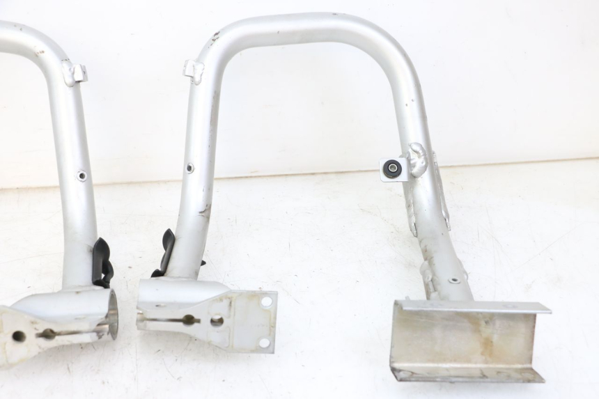 photo de MANETA TRASERA BMW C1 125 (2000 - 2003) - Estado de la superficie y material