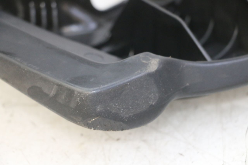 photo de MANILLAR TRASERO MBK BOOSTER SPIRIT NAKED 50 (2004 - 2017) - Otra perspectiva