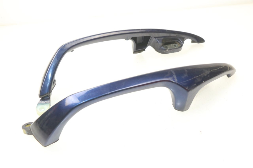 photo de ASIDERO SUZUKI BURGMAN 650 (2002 - 2004) - Detalles de los puntos de fijación