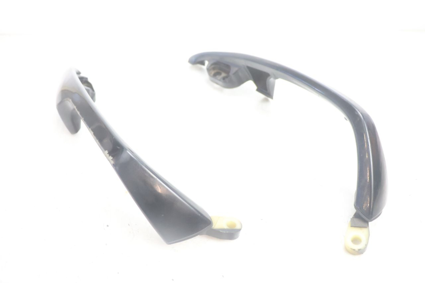 photo de ASIDERO SUZUKI BURGMAN EXECUTIVE ABS 650 (2006 - 2012) - Características distintivas