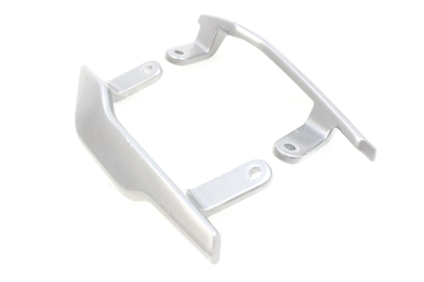 photo de MANIJA TRASERA ORCAL CAVARO 4T 50 (2019 - 2023) - Primer plano técnico