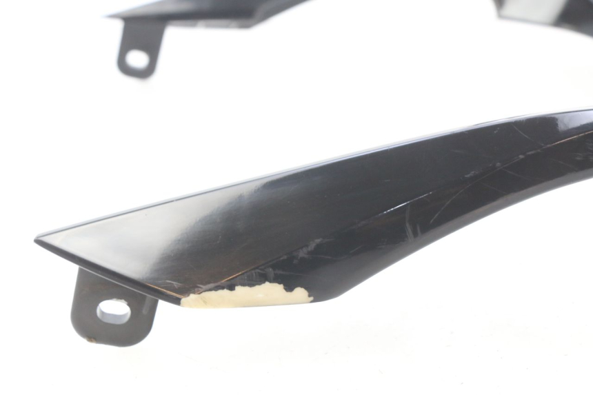 photo de MANETA TRASERA SYM CITYCOM CITY COM 125 (2009 - 2014) - Detalles de los puntos de fijación