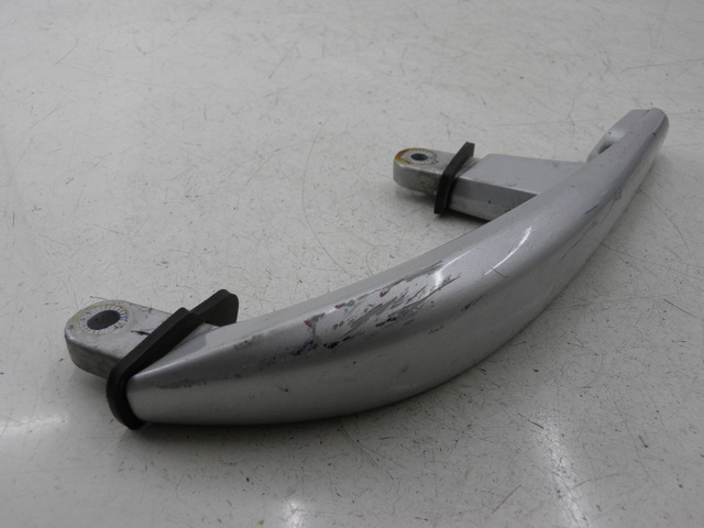 photo de ASIDERO DERECHA YAMAHA XMAX X-MAX 125 (2006 - 2009) - Detalle de la pieza