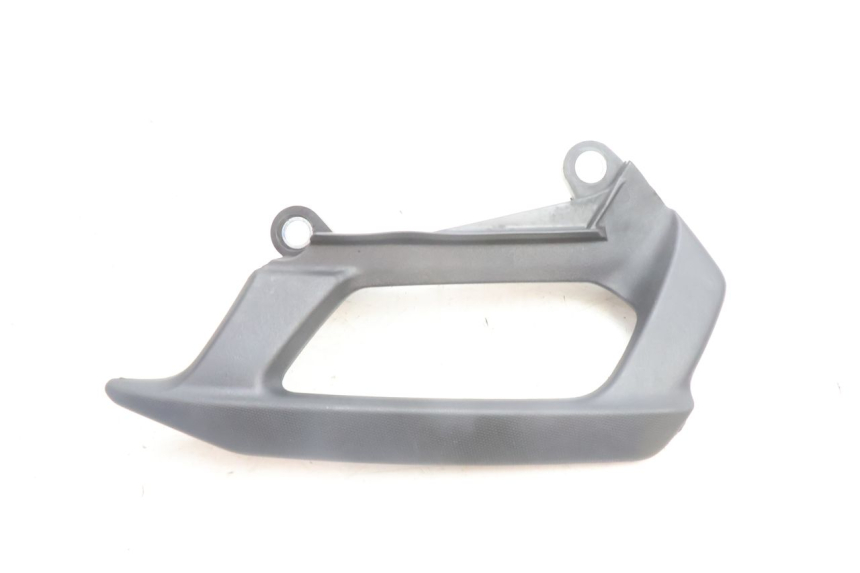 photo de ASIDERO DERECHA YAMAHA FZ8 800 (2010 - 2016) - Detalle de la pieza