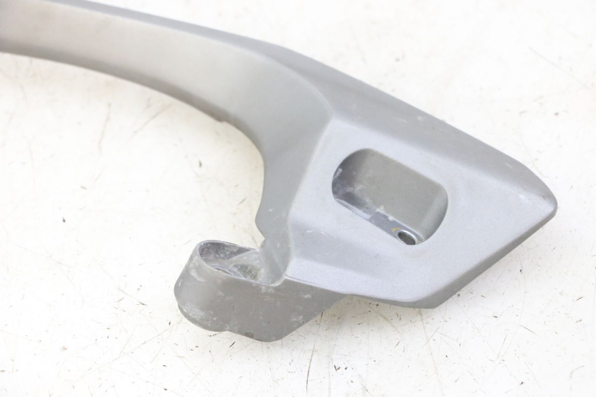 photo de ASIDERO DERECHA SYM JOYMAX 125 (2010 - 2017) - Estado de la superficie y material