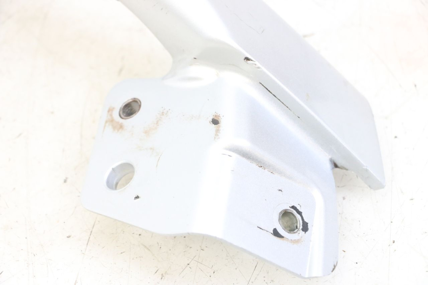 photo de ASIDERO DERECHA PIAGGIO MP3 LT 300 (2010 - 2016) - Recambio usado revisado