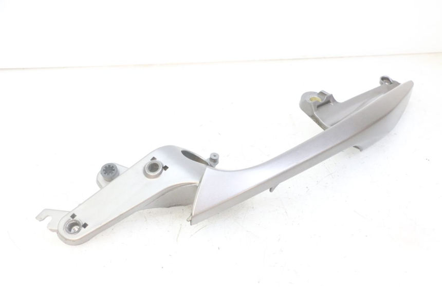 photo de ASIDERO DERECHA HONDA NTV DEAUVILLE ABS 700 (2007 - 2016) - Estado de la superficie y material