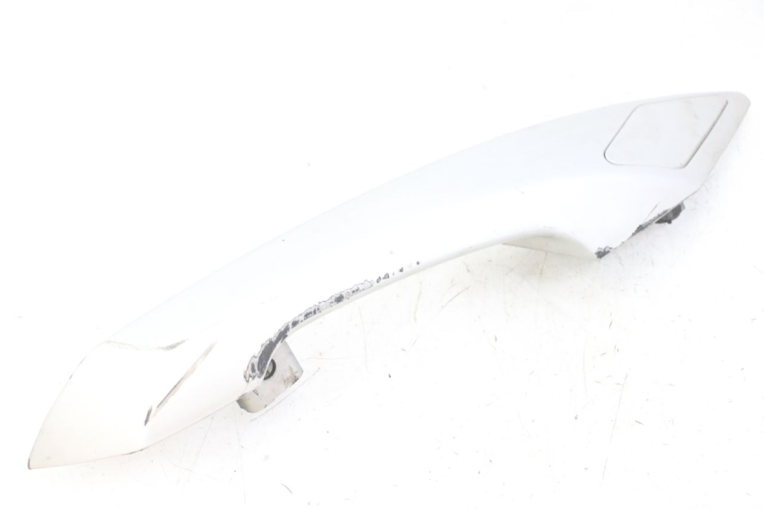 photo de ASIDERO DERECHA PEUGEOT SATELIS 125 (2013 - 2018) - Estado de la superficie y material