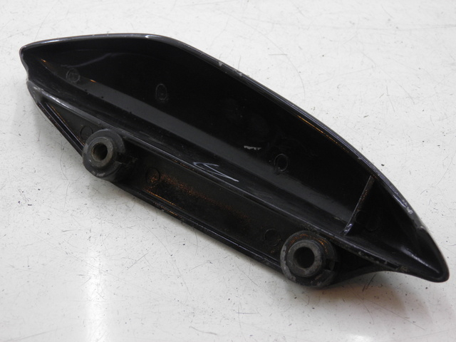 photo de ASIDERO DERECHA SUZUKI UH BURGMAN 125 (2002 - 2006) - Zoom estado de uso
