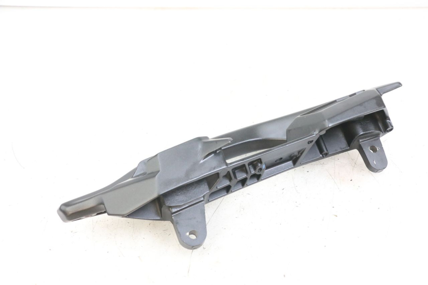 photo de MANETA TRASERA DERECHA KAWASAKI VERSYS ABS 650 (2015 - 2018) - Estado de la superficie y material