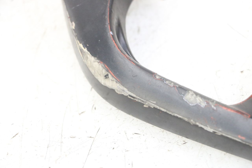 photo de ASIDERO DERECHA YAMAHA X-MAX XMAX ABS 250 (2010 - 2012) - Zoom estado de uso