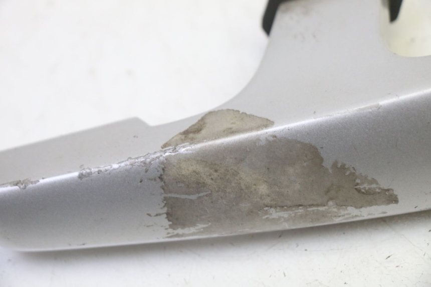 photo de ASIDERO DERECHA YAMAHA X-MAX XMAX 250 (2006 - 2009) - Zoom estado de uso