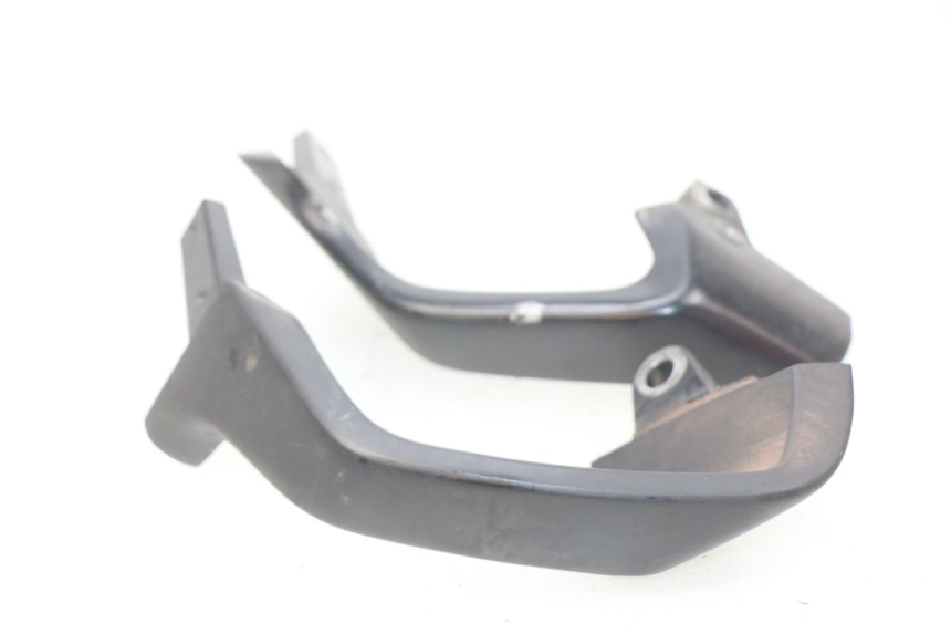 photo de MANILLAR TRASERO YAMAHA FJ 3CX 1200 (1986 - 1996) - Detalle de la pieza