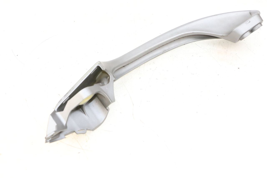 photo de ASIDERO IZQUIERDA SUZUKI BURGMAN 650 (2013 - 2020) - Otra perspectiva