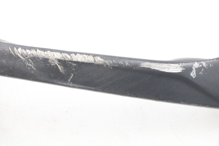 photo de ASIDERO IZQUIERDA SYM JOYMAX 250 (2013 - 2017) - Detalle de la pieza