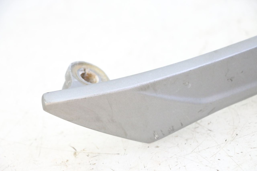 photo de ASIDERO IZQUIERDA SYM JOYMAX 125 (2010 - 2017) - Estado de la superficie y material