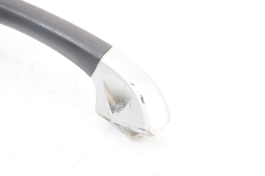 photo de ASIDERO IZQUIERDA PIAGGIO MP3 LT 400 (2007 - 2012) - Primer plano técnico