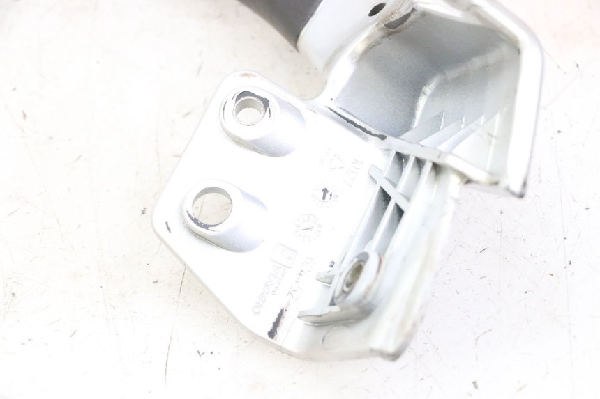 photo de ASIDERO IZQUIERDA PIAGGIO MP3 LT 300 (2010 - 2016) - Vista general del producto