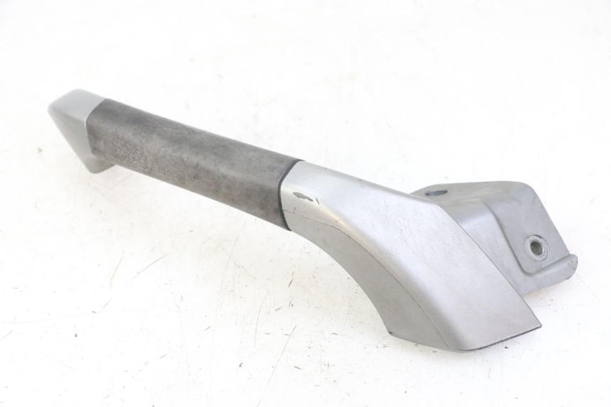 photo de ASIDERO IZQUIERDA PIAGGIO MP3 125 (2006 - 2014) - Estado de la superficie y material