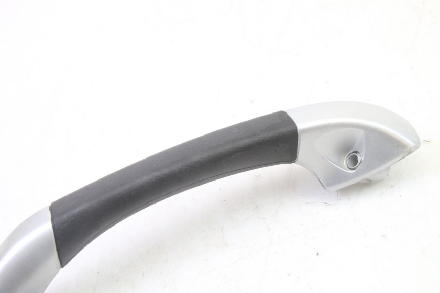 photo de ASIDERO IZQUIERDA PIAGGIO MP3 RL 250 (2006 - 2010) - Zoom estado de uso