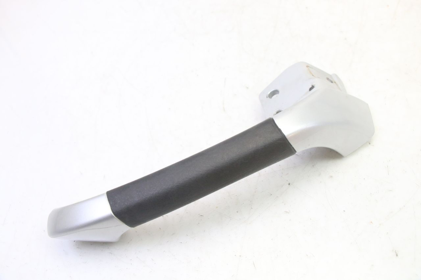 photo de ASIDERO IZQUIERDA PIAGGIO MP3 RL 250 (2006 - 2010) - Otra perspectiva