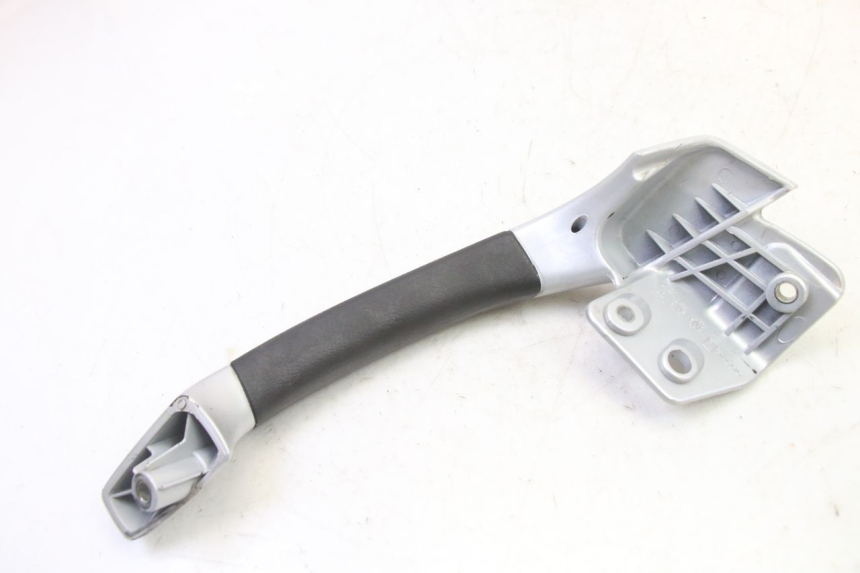 photo de ASIDERO IZQUIERDA PIAGGIO MP3 RL 250 (2006 - 2010) - Primer plano técnico