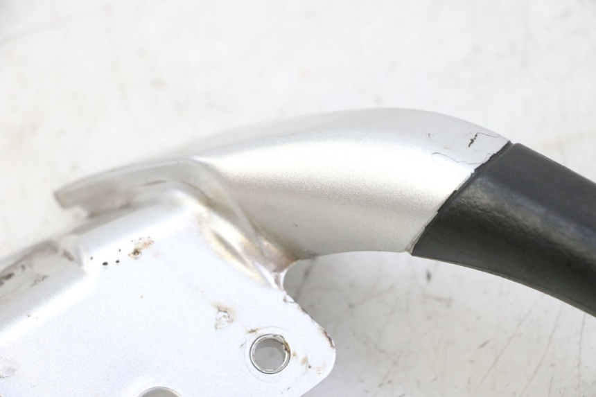 photo de ASIDERO IZQUIERDA PIAGGIO MP3 RL 250 (2006 - 2010) - Otra perspectiva