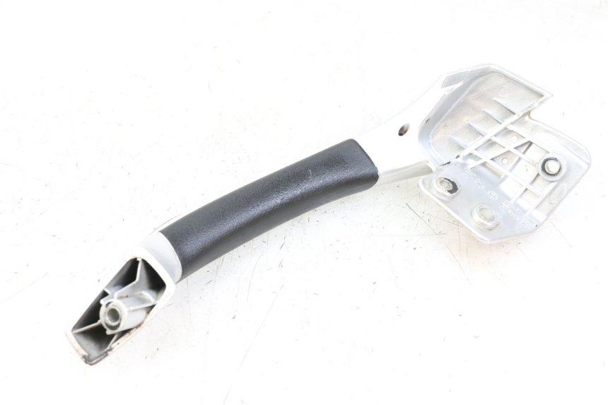 photo de ASIDERO IZQUIERDA PIAGGIO MP3 LT 400 (2007 - 2012) - Detalle de la pieza