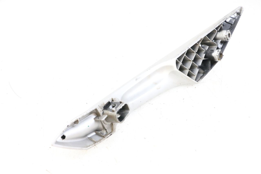 photo de ASIDERO IZQUIERDA PEUGEOT SATELIS 125 (2010 - 2012) - Zoom estado de uso