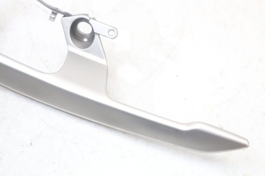 photo de MANETA TRASERA IZQUIERDA YAMAHA XMAX X-MAX ABS 125 (2017 - 2020) - Zoom estado de uso