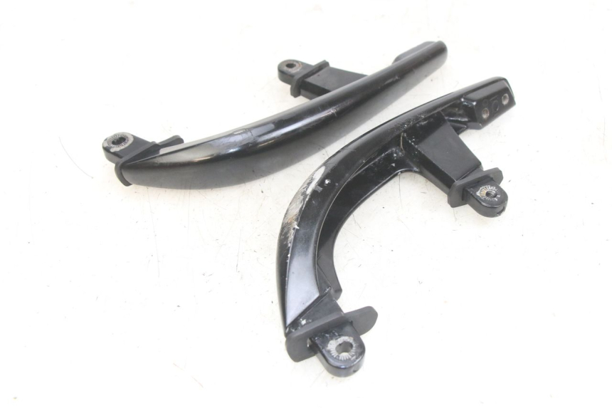 photo de MANETA TRASERA IZQUIERDA YAMAHA X-MAX XMAX 250 (2006 - 2009) - Primer plano técnico